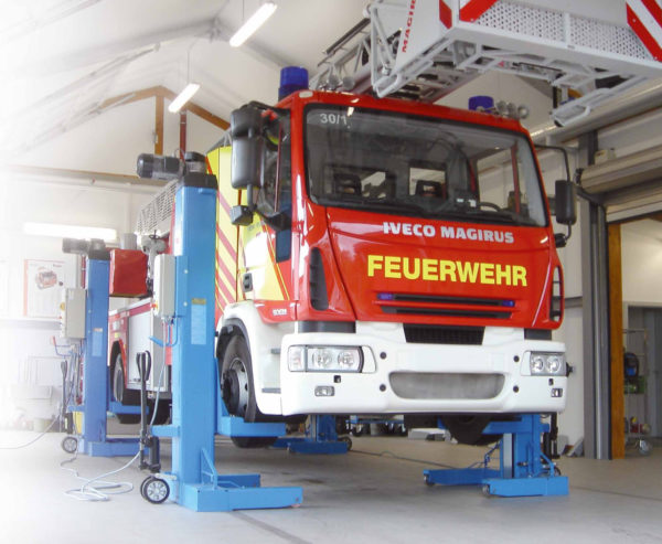 Mobiler Radgreifer für LKW, Bus, Transporter Rema-Maschinen AG 3